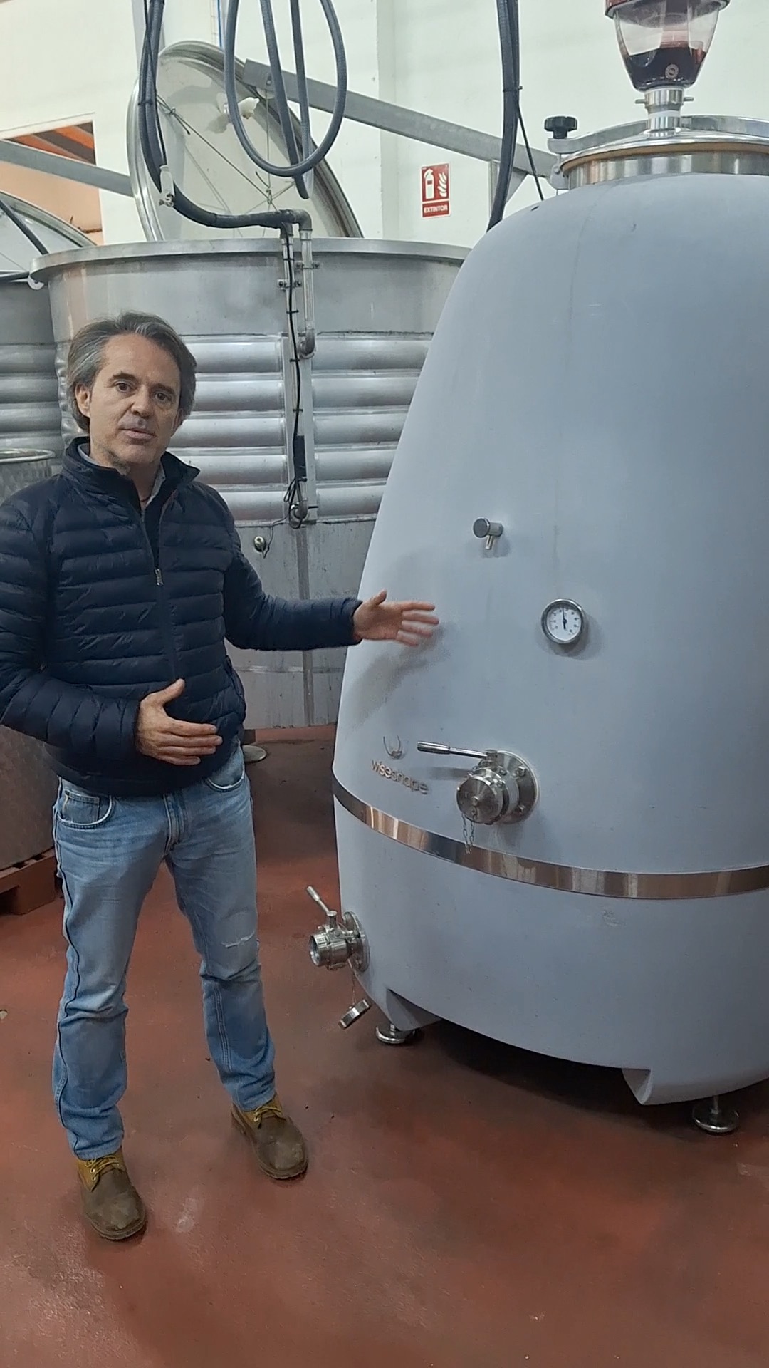 Cal Grau, no DOQ Priorat, está “encantada” com a cuba de vinho WiseShape